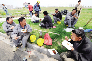 電力工人的午餐