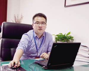 顧健注重科學(xué)教育從細(xì)節(jié)入手，讓學(xué)生學(xué)會(huì)觀察，學(xué)會(huì)堅(jiān)持 堅(jiān)信老師是最好的教材