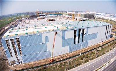 鈴蘭醫(yī)療新建廠房封頂